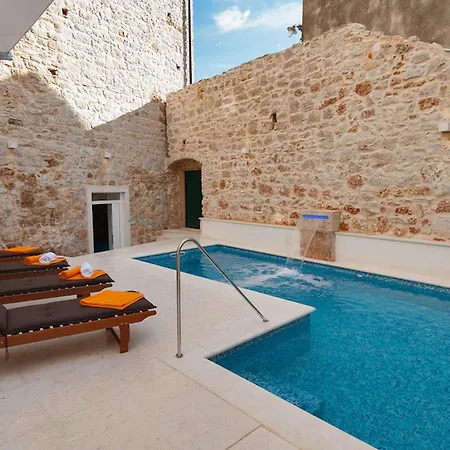 Hébergement de vacances Majestic